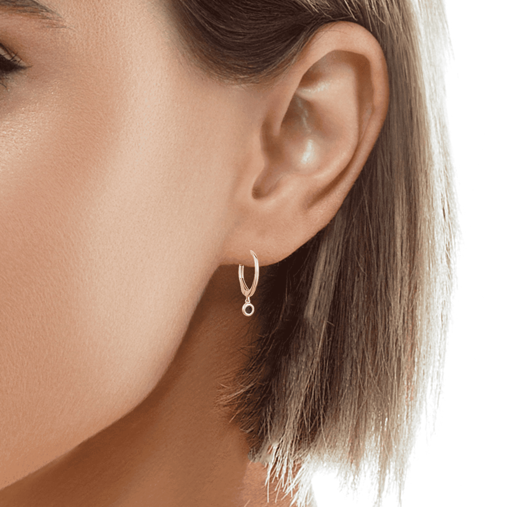 Elegant Gold Hoop Earrings