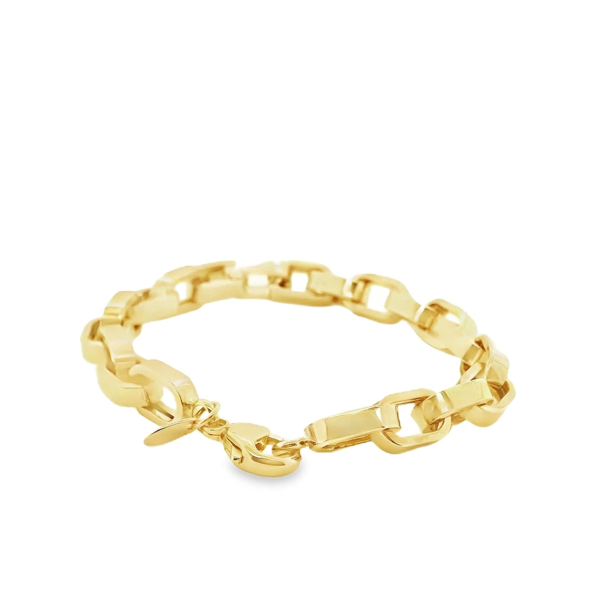 Elegant Gold Bracelet