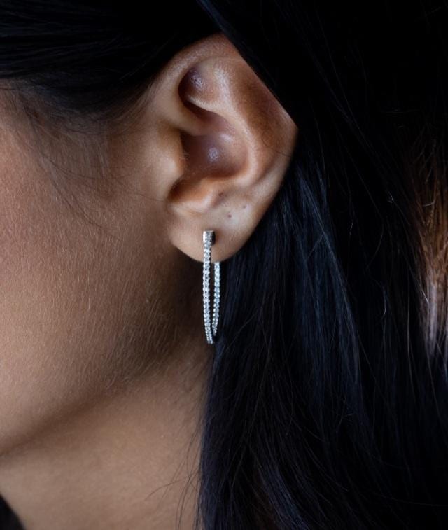 In and Out Shared Claw Diamond Hoops